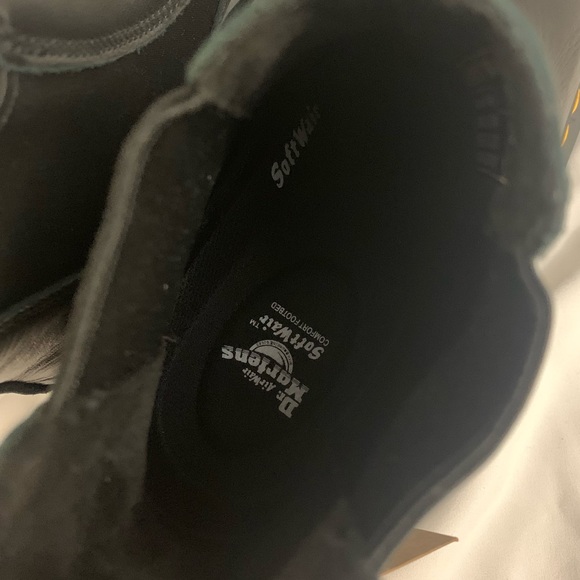 Dr Martens Audrick Chelsea Platform Boots / SoftWair - Picture 10 of 15